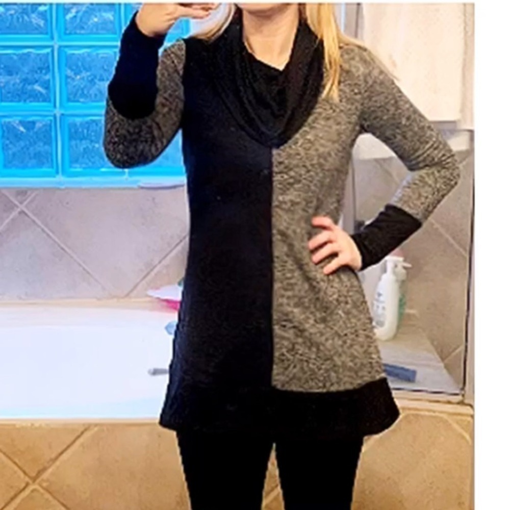 Youtalia long shirt tunic top with cowlneck and color blocking - Picture 7 of 13